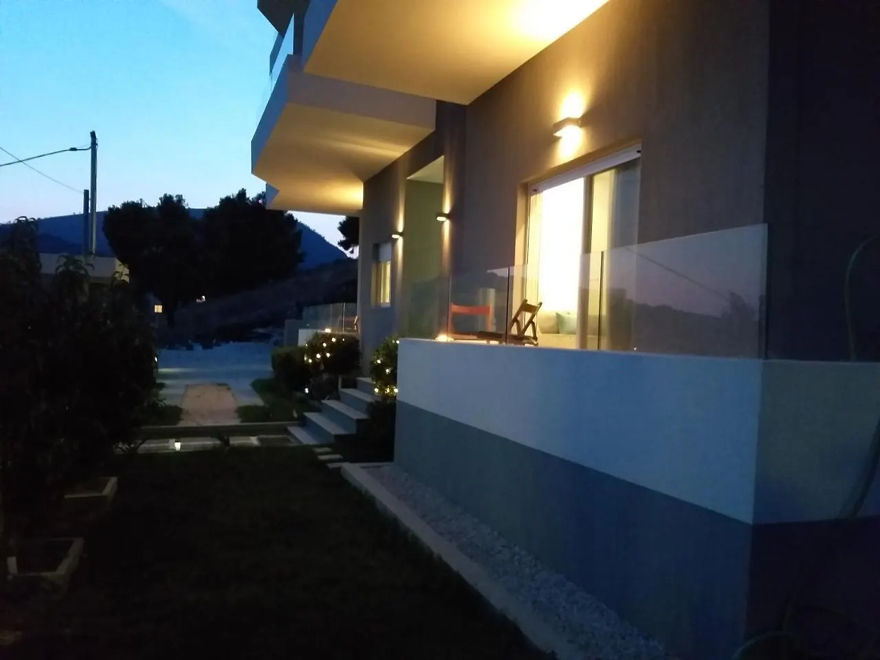 Rustemi Aparthotel Sarande